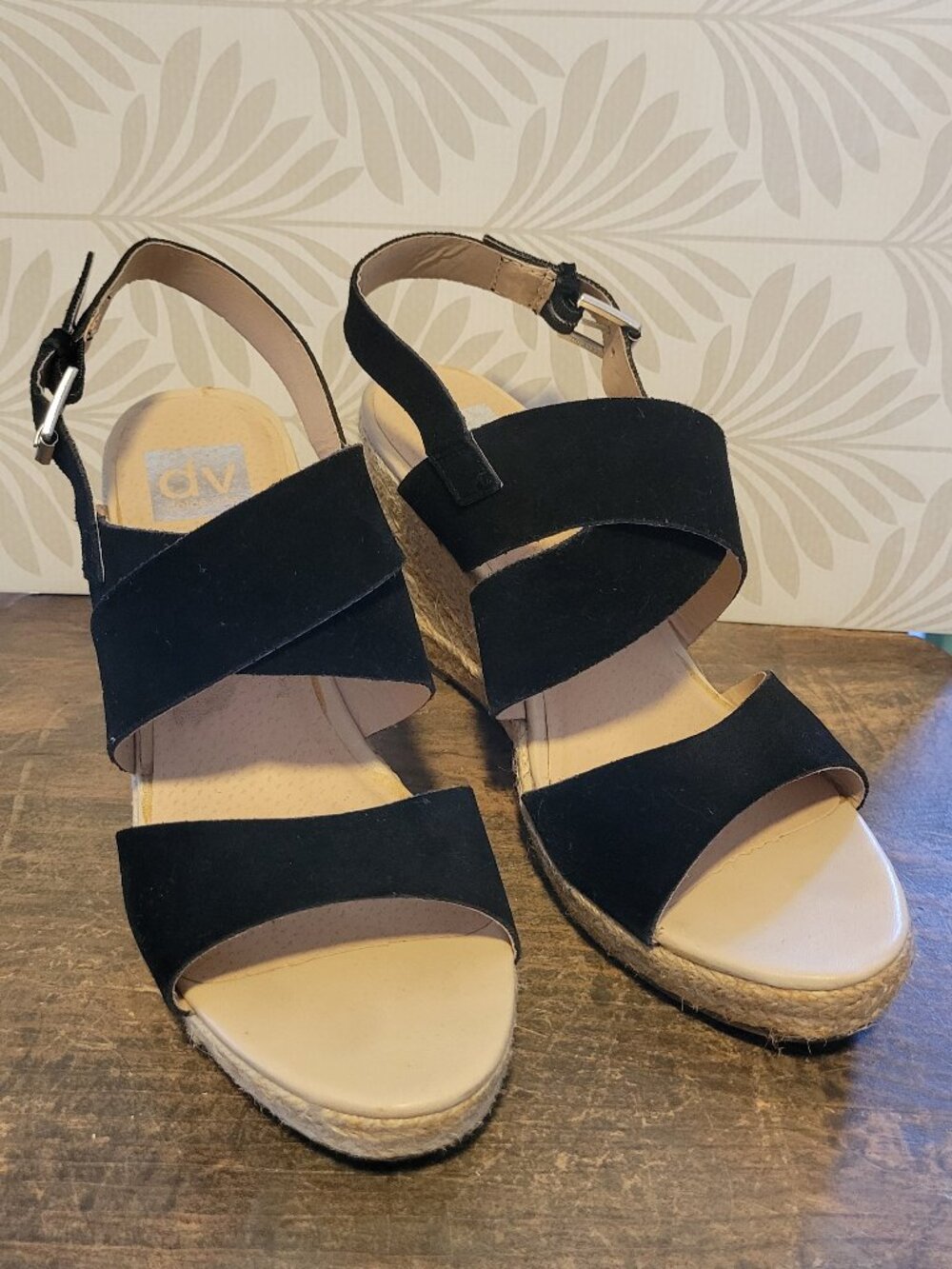 DV Dolce Vita Lucia Black Suede Cross-Strap Espadrille Wedge Sandals - Sz 9